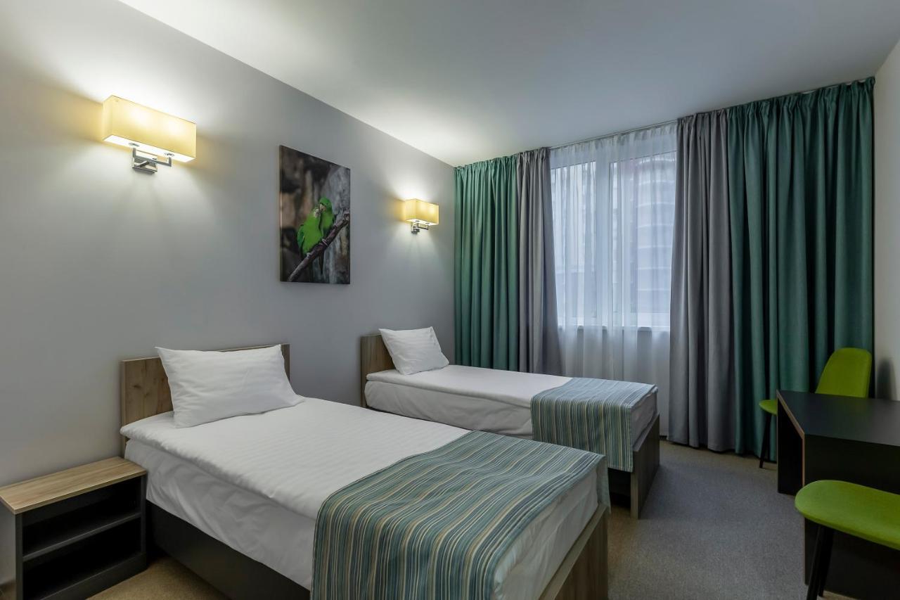 Favor Sport Hotel Kyiv Exterior foto